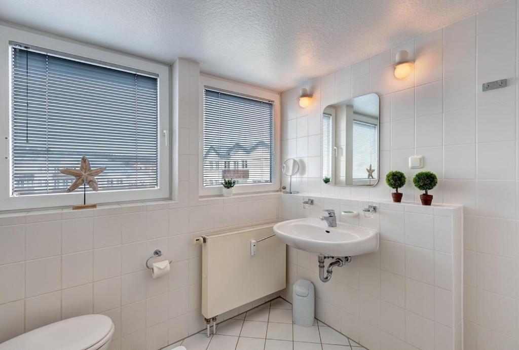 Grosse Schoene 3 Zimmer Ferienwohnung - 100 Qm - In Strandnaehe Fuer 6 Personen!! Heringsdorf Dış mekan fotoğraf