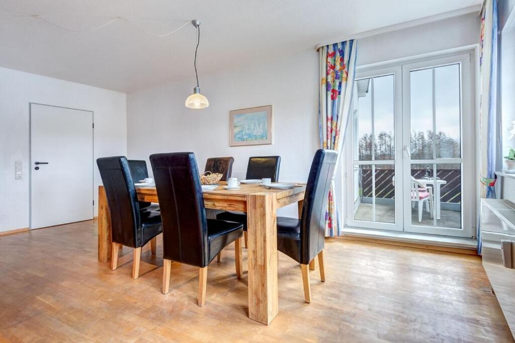 Grosse Schoene 3 Zimmer Ferienwohnung - 100 Qm - In Strandnaehe Fuer 6 Personen!! Heringsdorf Dış mekan fotoğraf